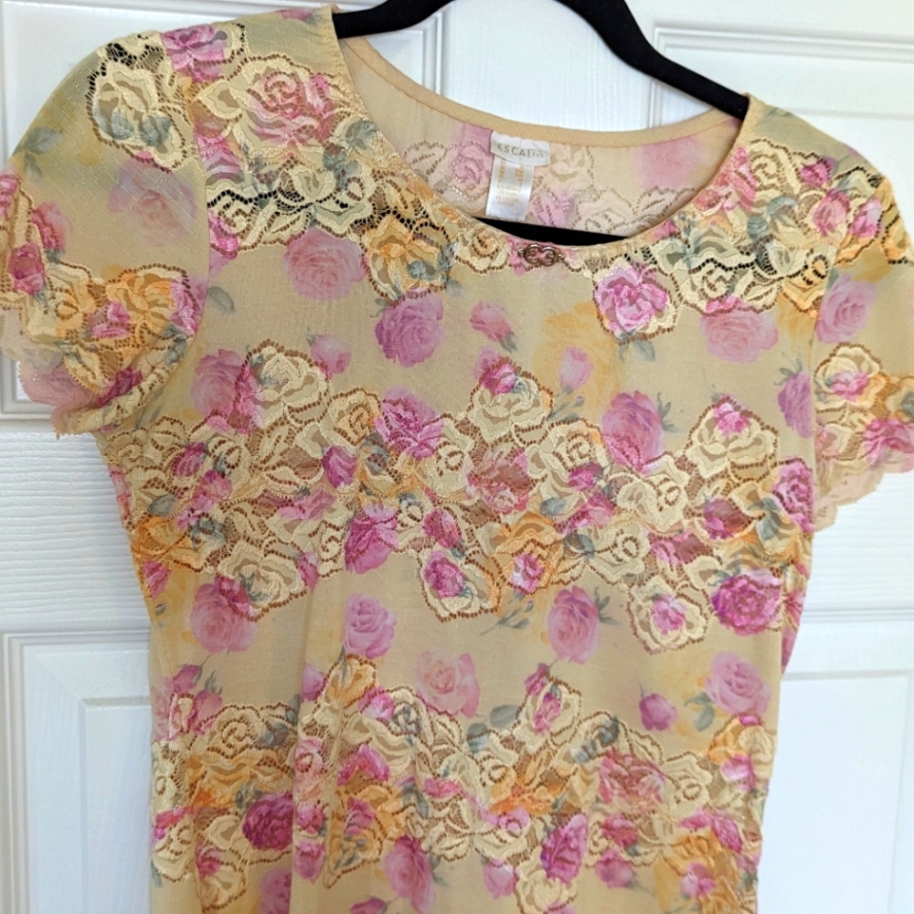 Vintage ESCADA 00s lace top Size Sm, only sold in EU